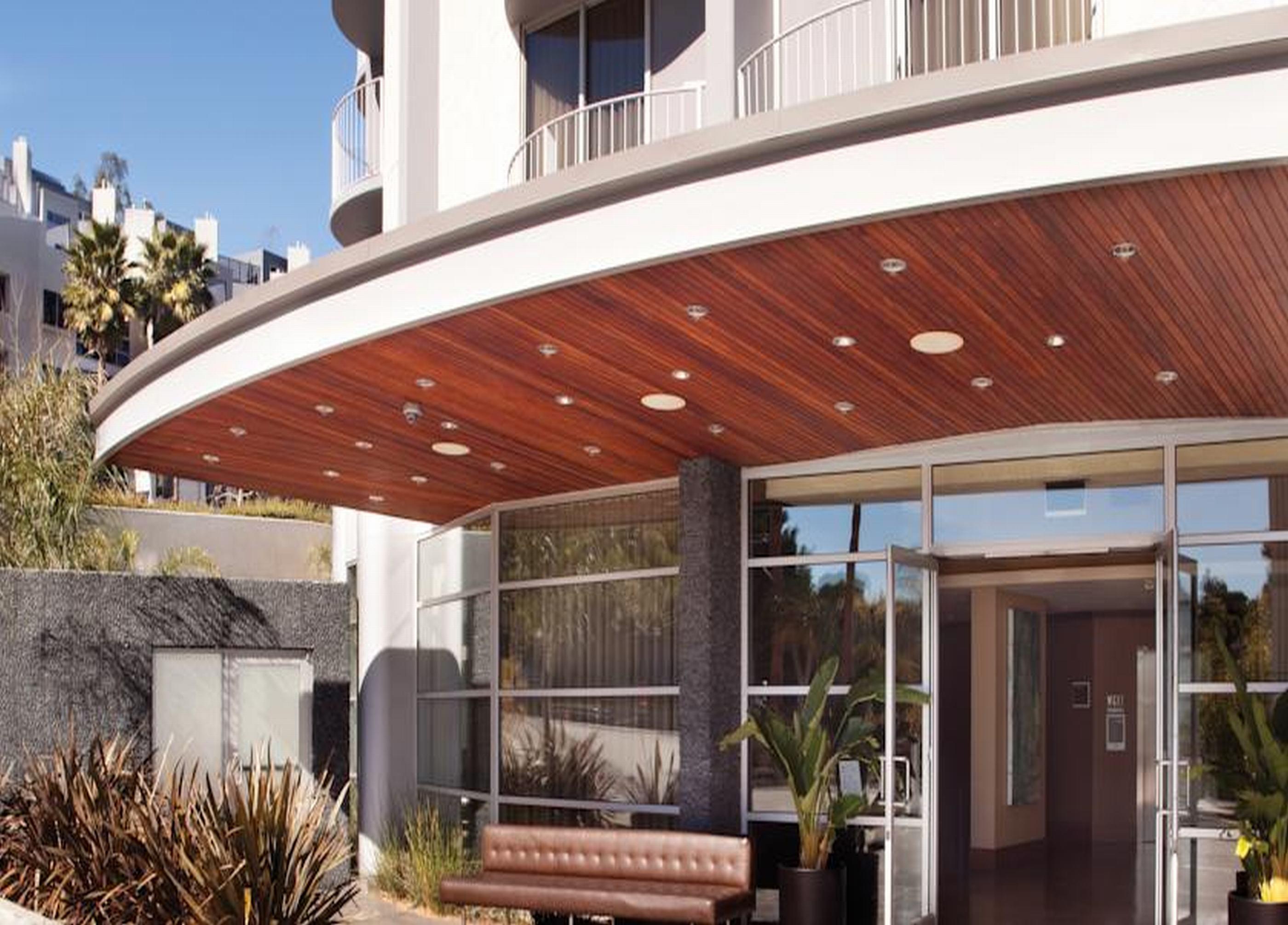 Angeleno Hotel